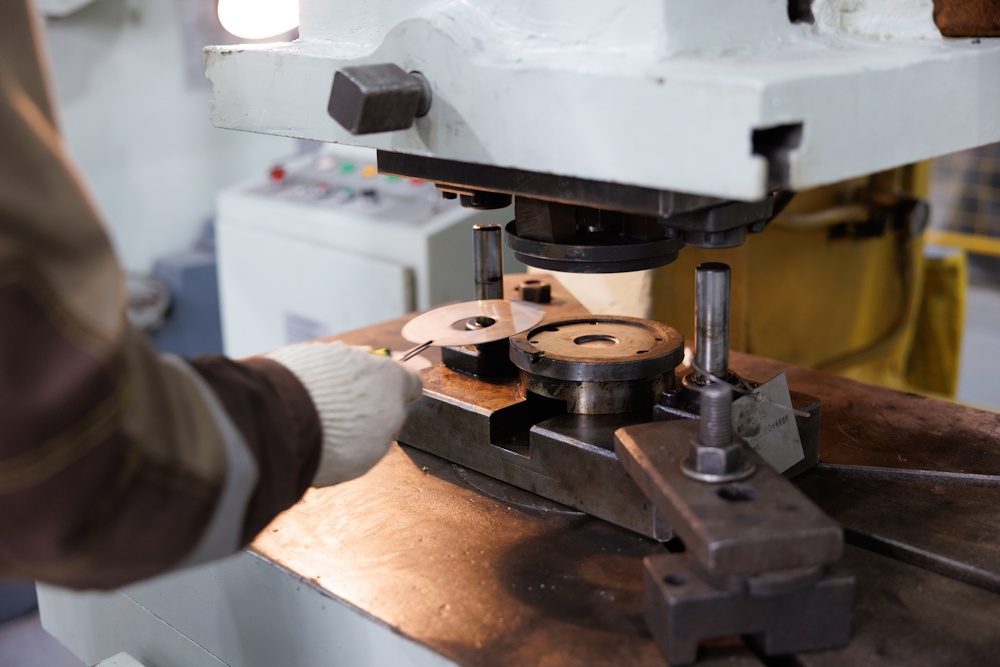 Изготовление